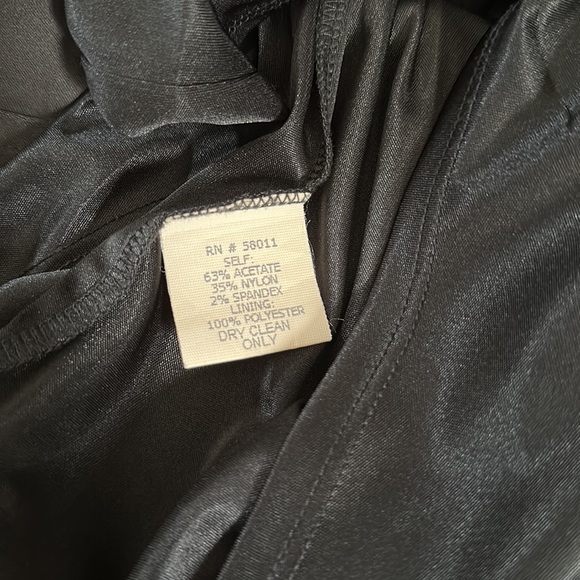 David Meister Black Satin Cocktail Dress - Picture 4 of 7